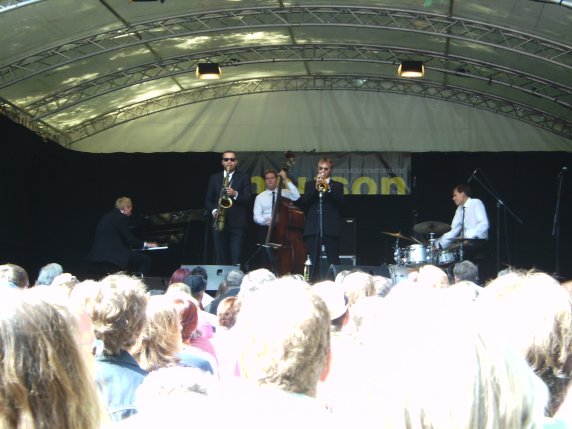 Frankfurt: Jazz im Museum 2009,	The Five Corners Quintet FIN